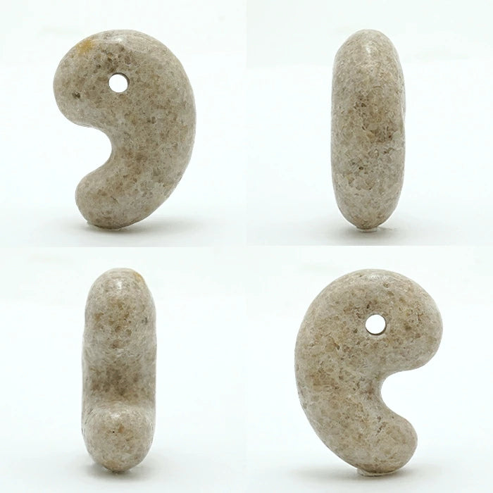 Japan Stones : MIYAZAKI Ninigi Quartz30mm magatama commashape natural stones Health wealth stones