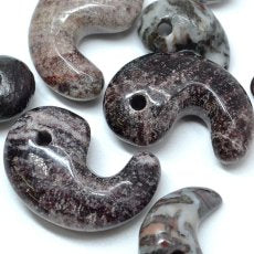 Japanese Stone: Arknite Magatama (Ultra Small) 10mm, comma shape