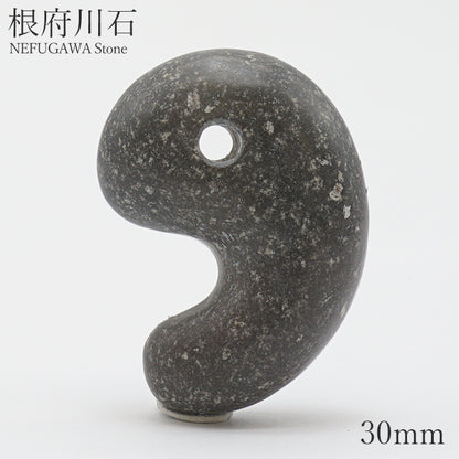 Nefugawa Stone comma shape Magatama Large 30mm, produced in Kanagawa Prefecture, NEFUGAWA Stone, Japanese Famous Stone, Power Stone, Natural Stone, Color Stone
